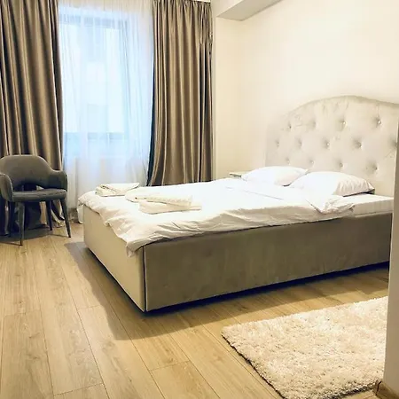 Londof Luxury - With A Panoramic View Over The *